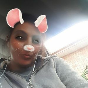 Meet your Posher, Nikki